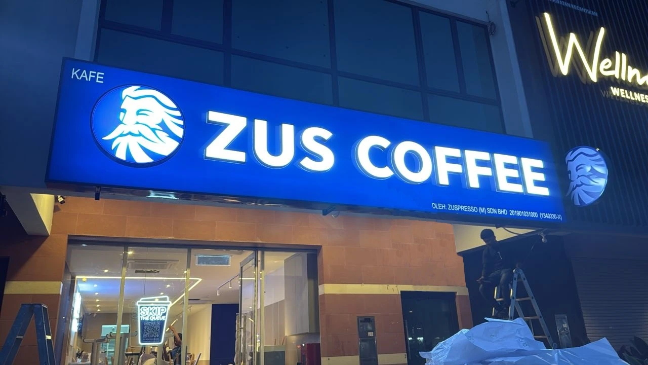 3D Box Up Frontlit signboard for ZUS Coffee with LED lighting and modern premium café branding design