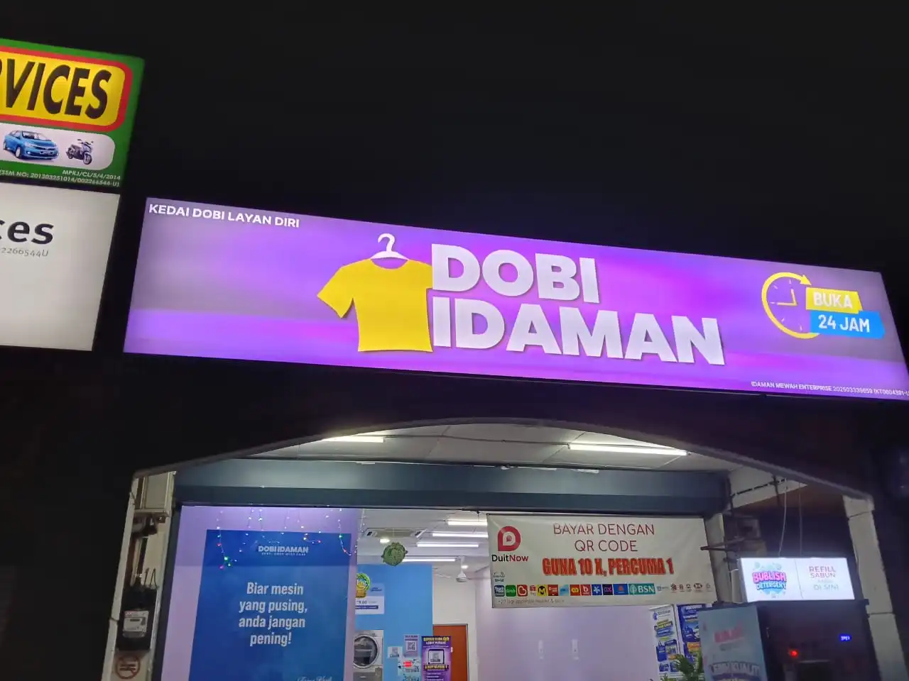 LED Lightbox Signboard Dobi Idaman dengan pencahayaan terang dan reka bentuk moden untuk kedai dobi layan diri